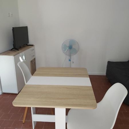 פראי-לה-מוניאל Maisonnette 40 M2 Pour 5 Personnes מראה חיצוני תמונה